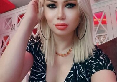 Beyoğlu Escort Ezgi Sakso Atmadan Duramıyor